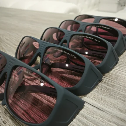 Професійні захисні окуляри